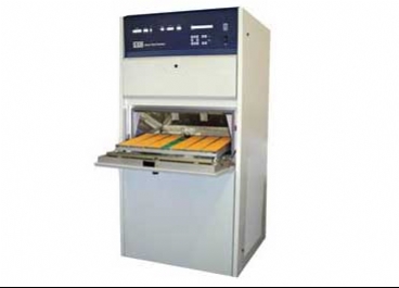 氙燈老化試驗(yàn)箱圖片