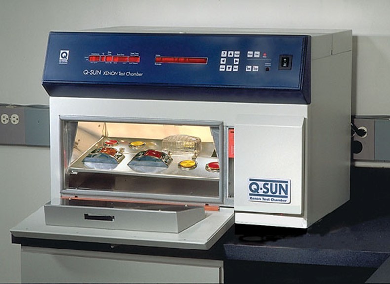 全光譜氙弧燈試驗箱